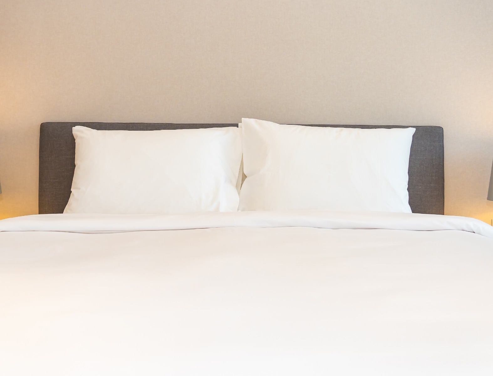 Almohadas en SommierCenter - Opciones Viscoelásticas y de Fibra Almohadas en SommierCenter - Espuma Viscoelástica y Fibra